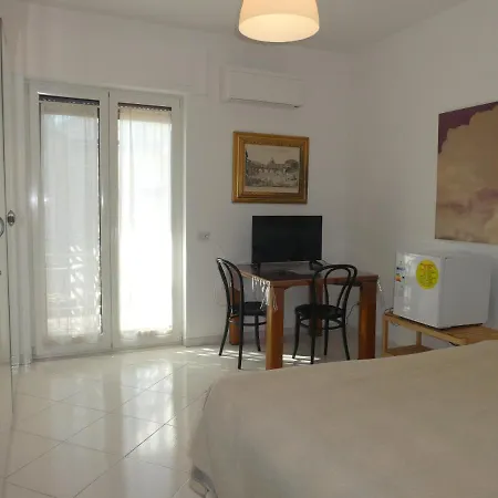 Soggiornisorrento Alojamento de Acomodação e Pequeno-almoço 3*
