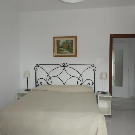 Soggiornisorrento Alojamento de Acomodação e Pequeno-almoço 3*